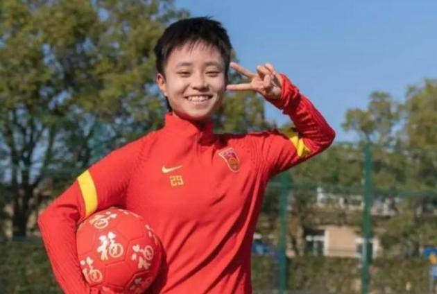 kaiyun·(中国)官方网站-武汉江大女足为张琳艳留洋送祝福 李磊：欢迎欢迎